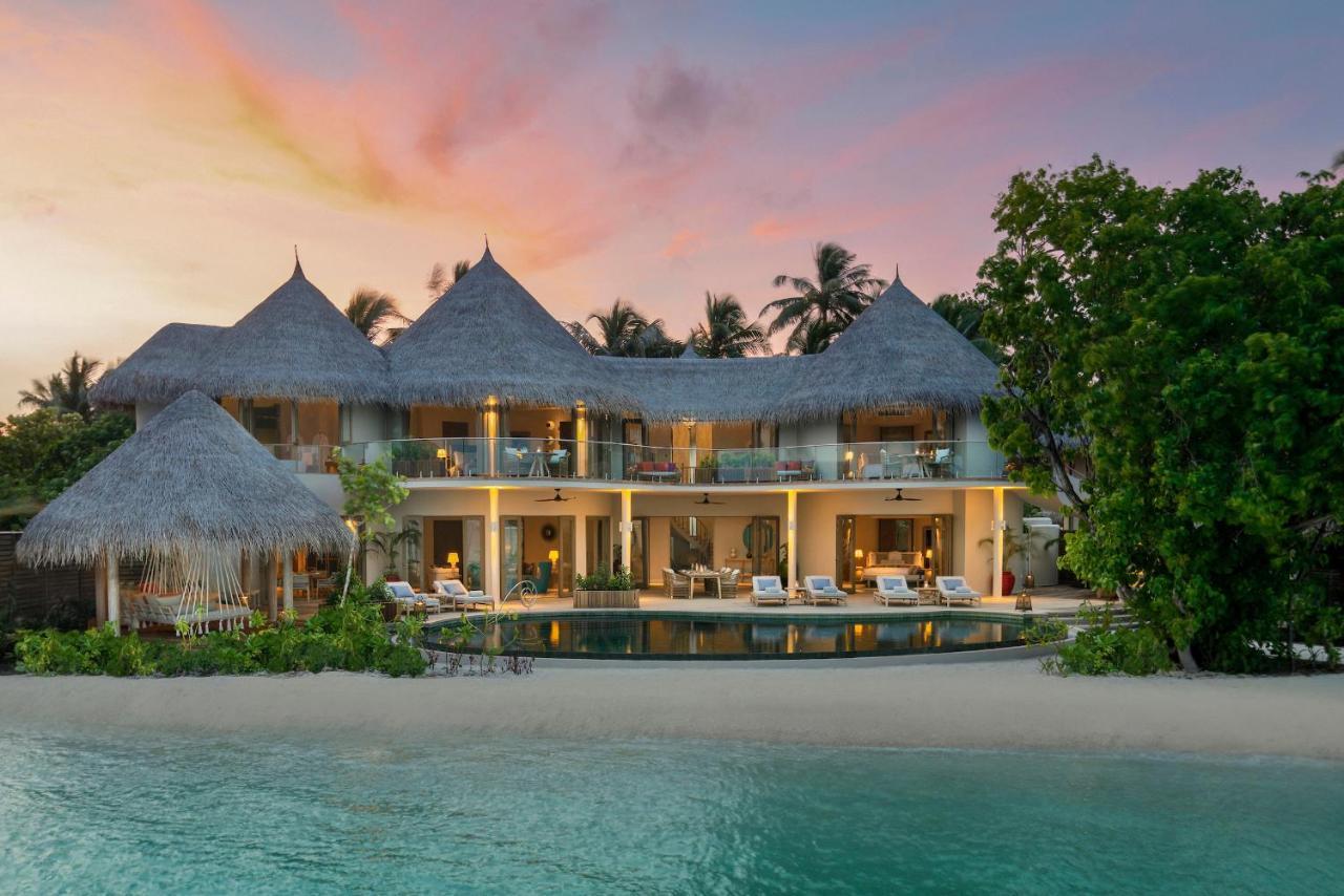 The Nautilus Maldives Hotel Kamadhoo Exterior photo