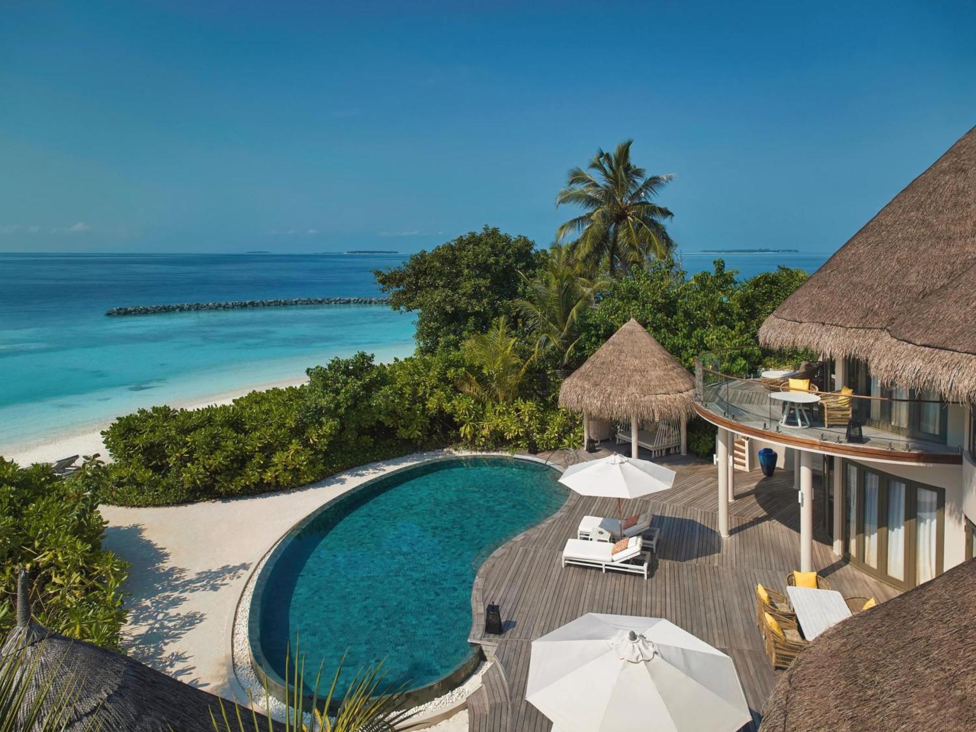 The Nautilus Maldives Hotel Kamadhoo Exterior photo